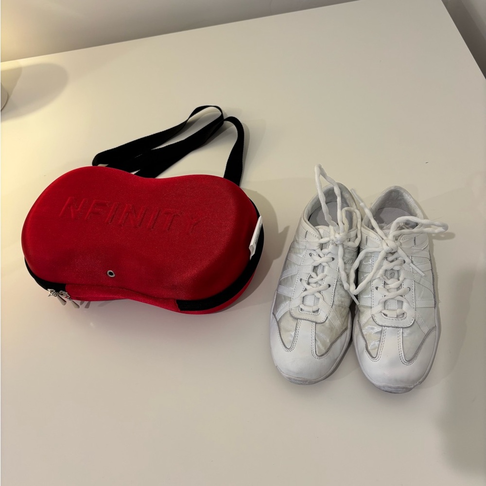 NFINITY EVOLUTION CHEER SHOES 5.5